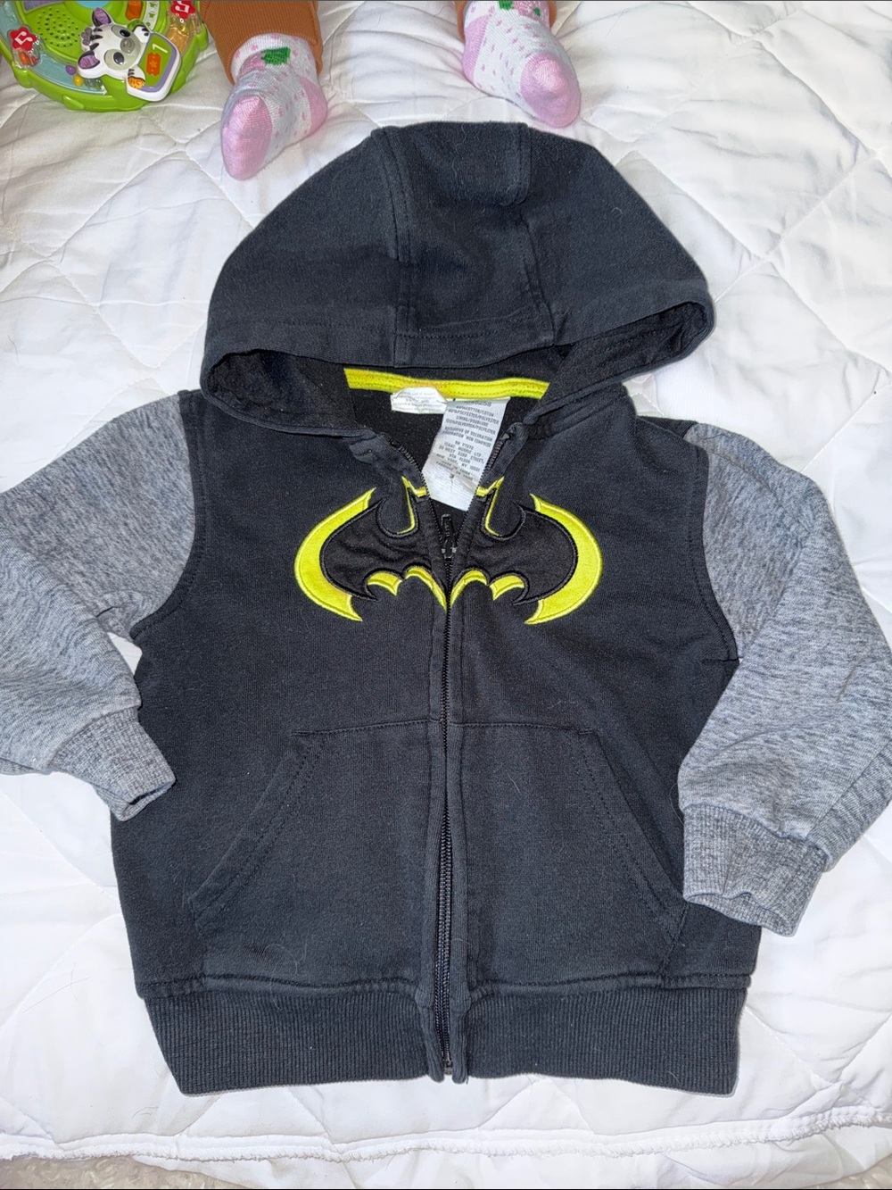 3T vintage Batman Hooded Zip-Up Sweatshirt for boys Black & Gray EUC